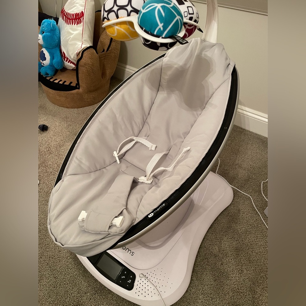 4Moms Momaroo Baby Infant multi motion Swing
